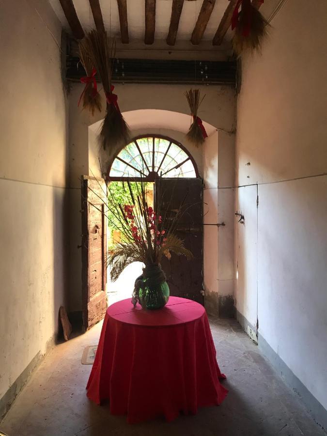 Suite Romantica Con Giardino In Dimora Storica - Camera E Appartamento - B&B Palazzo Robicci Кастилион Фиорентино Екстериор снимка
