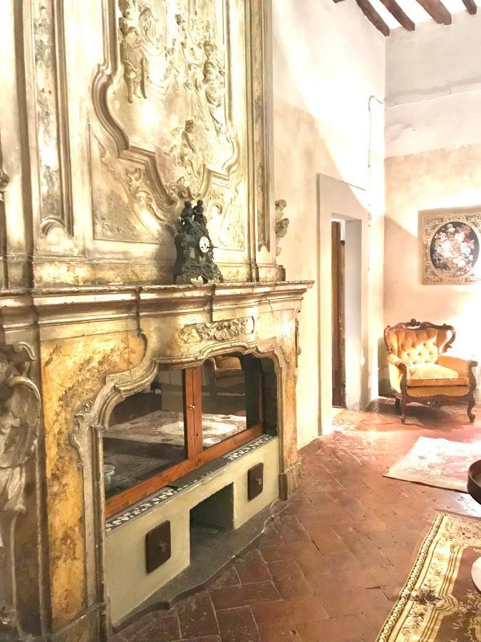 Suite Romantica Con Giardino In Dimora Storica - Camera E Appartamento - B&B Palazzo Robicci Кастилион Фиорентино Екстериор снимка