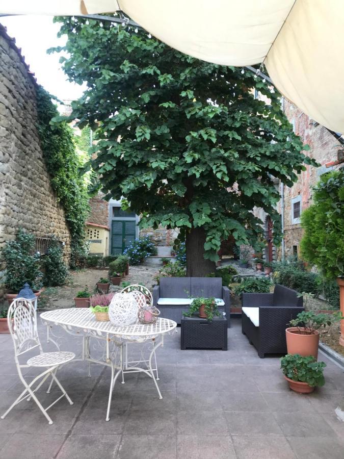 Suite Romantica Con Giardino In Dimora Storica - Camera E Appartamento - B&B Palazzo Robicci Кастилион Фиорентино Екстериор снимка